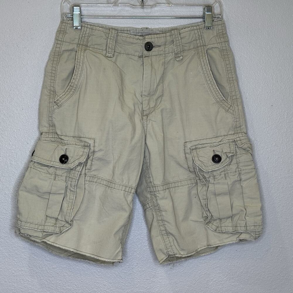 American Eagle Classic Length Cargo Shorts Mens Size‎ 26 Light Khaki Distressed